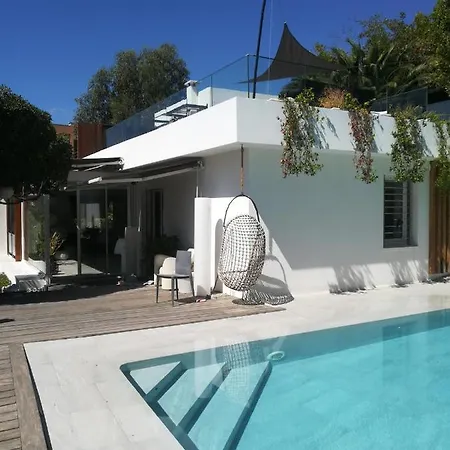Roi Albert 1 Villa *